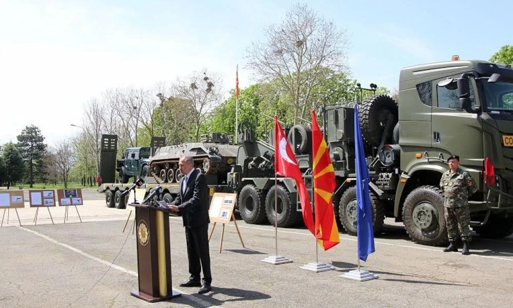 Τουρκικό "δωράκι" στα Σκόπια! Τουρκικός αρματοφορέας παραδόθηκε στις ένοπλες δυνάμεις των Σκοπίων